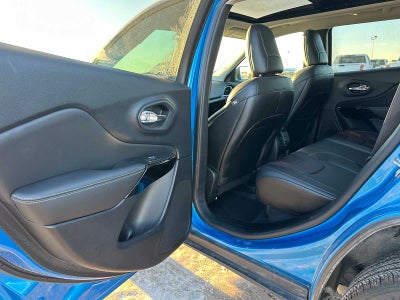 2023 Jeep Cherokee Altitude Lux