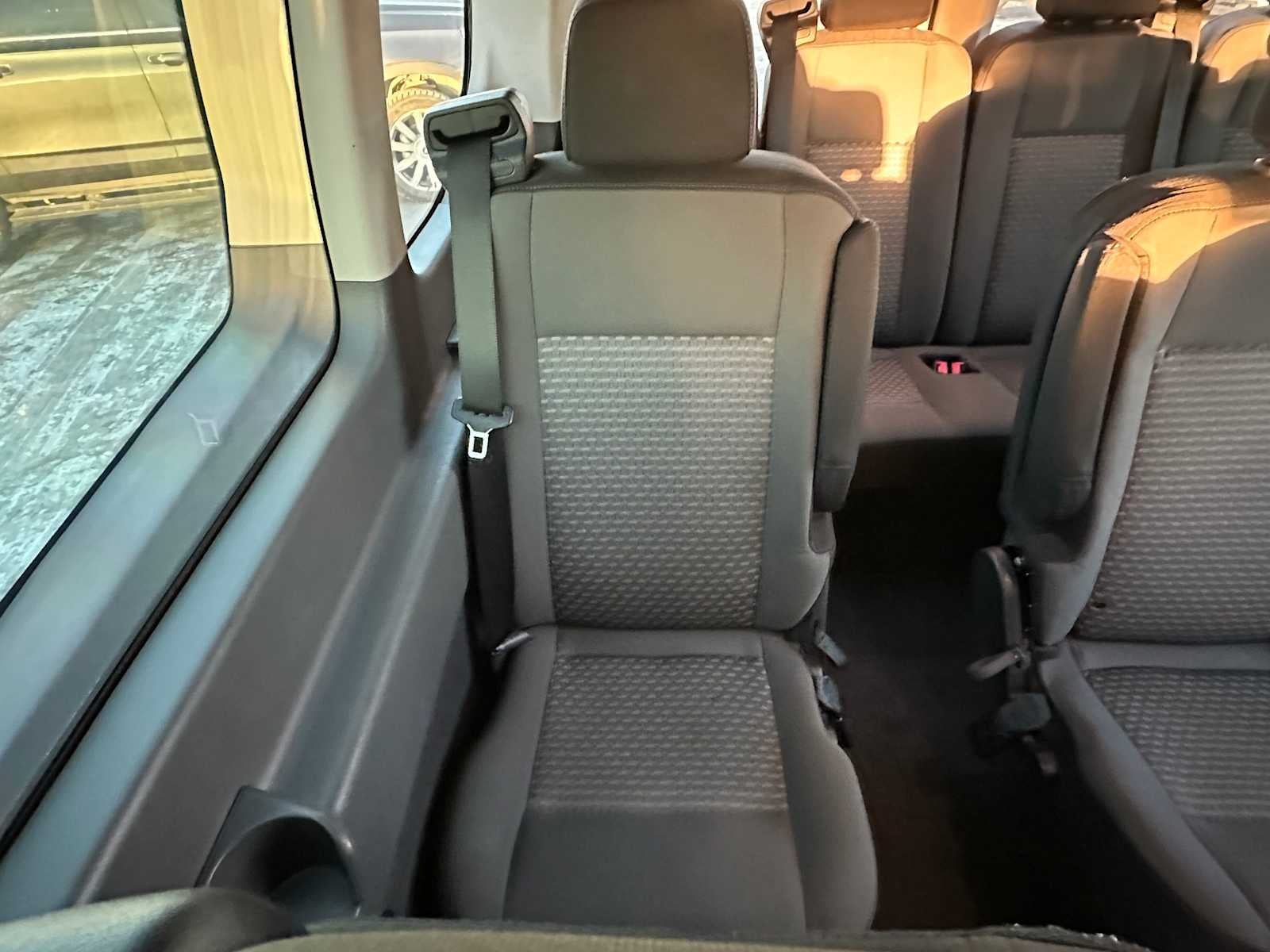 2022 Ford Transit Passenger Wagon XL