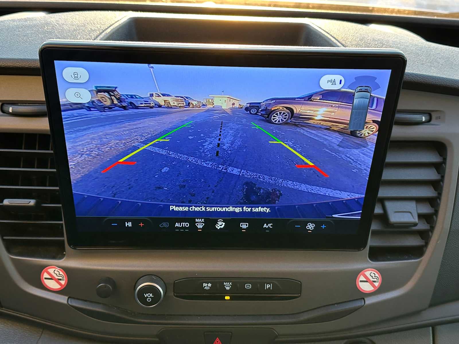 2022 Ford Transit Passenger Wagon XL