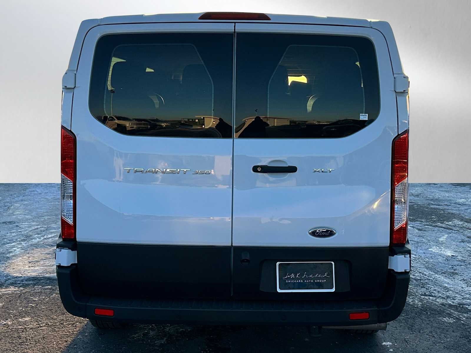 2022 Ford Transit Passenger Wagon XL