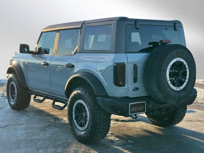 2021 Ford Bronco Base