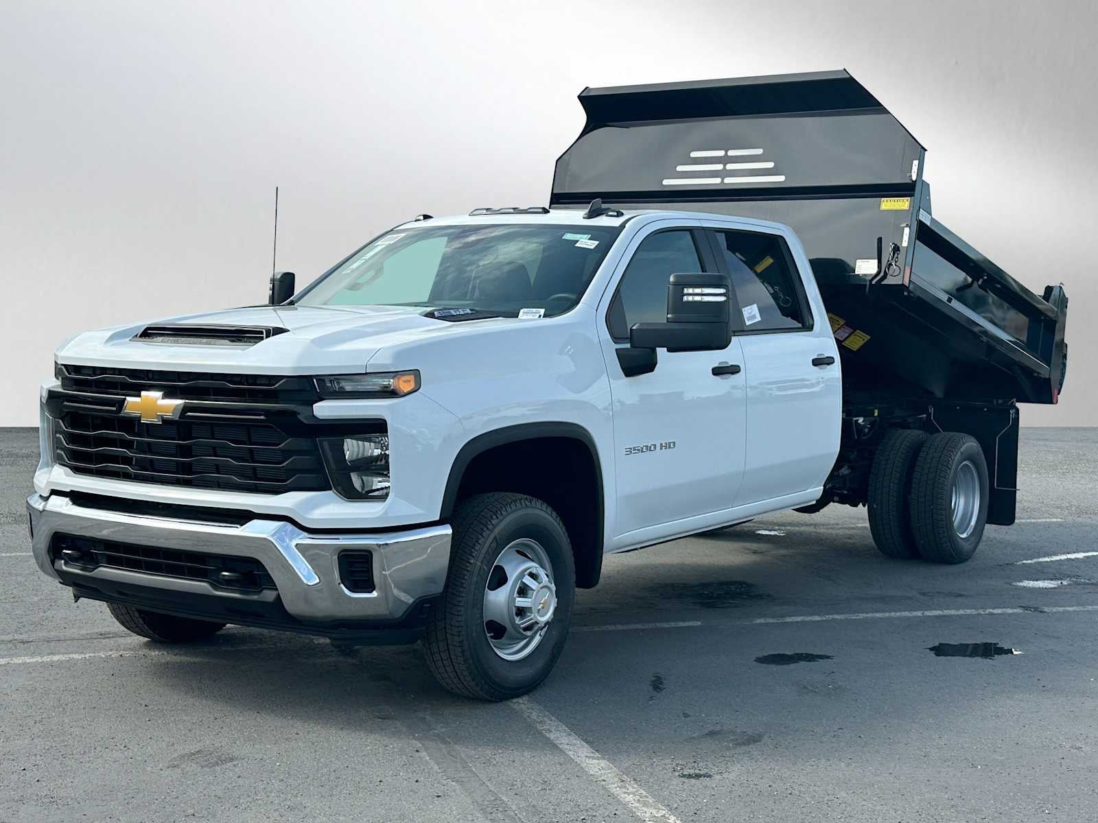2025 Chevrolet Silverado 3500 HD Chassis Cab Work Truck