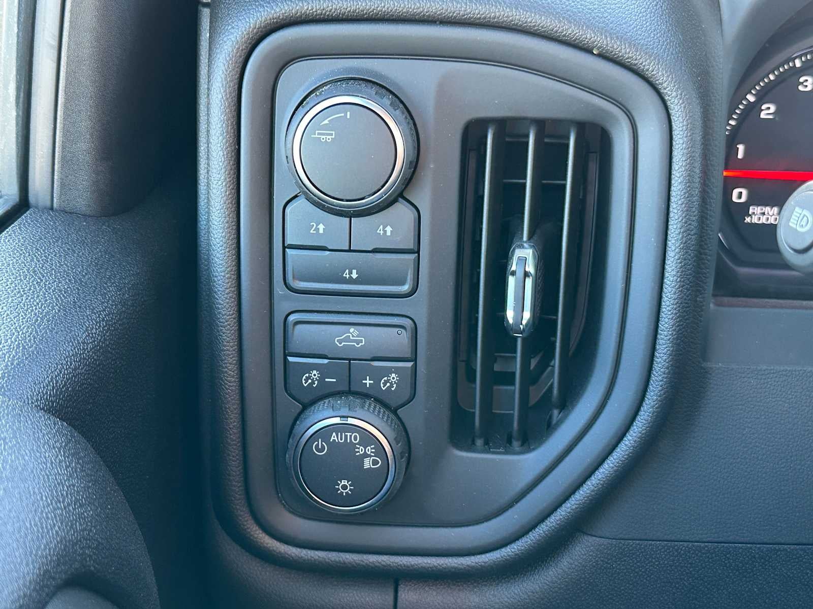 2025 Chevrolet Silverado 3500 HD WT