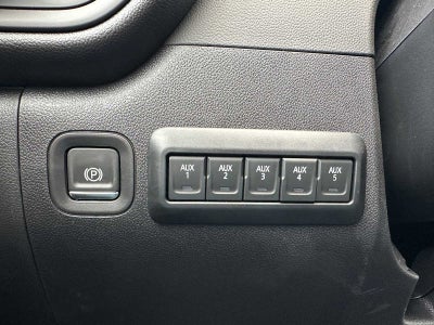 2025 Chevrolet Silverado 3500 HD Chassis Cab Work Truck