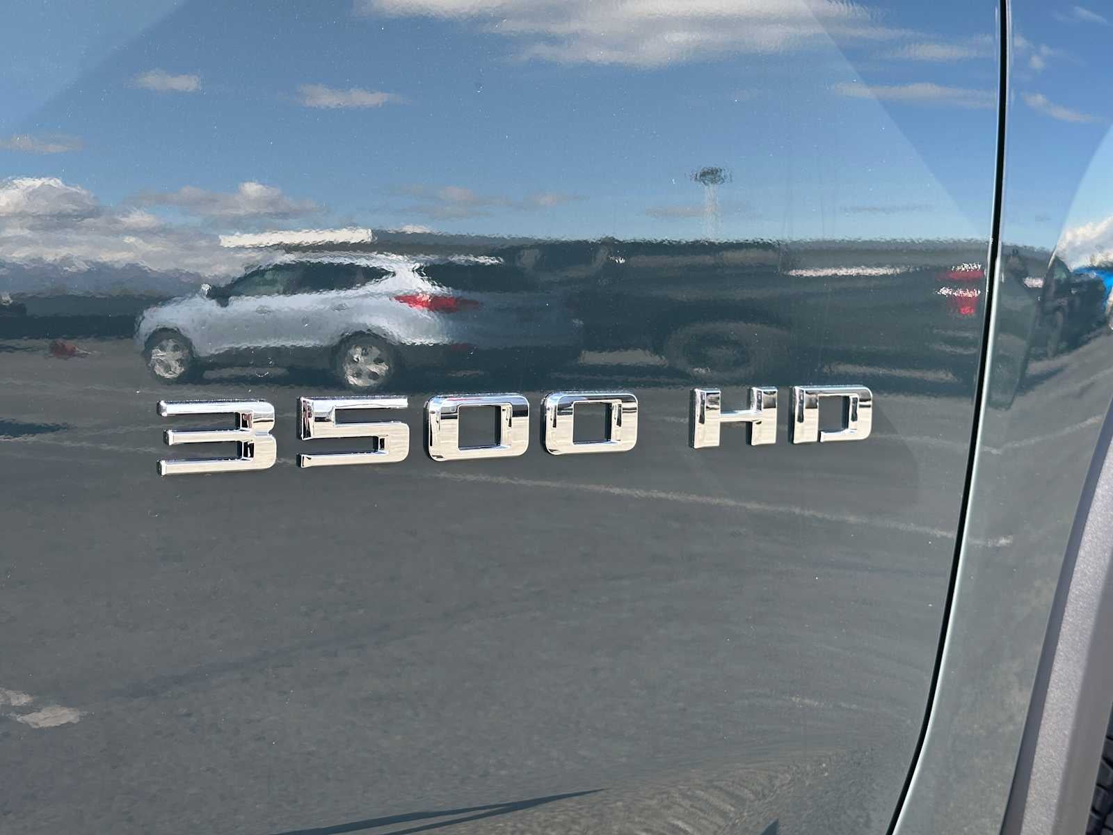 2025 Chevrolet Silverado 3500 HD LT