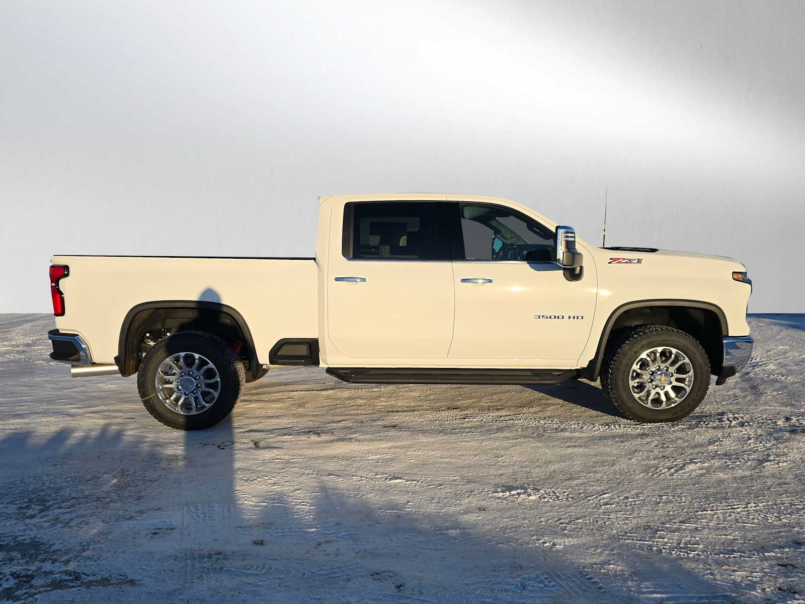 2025 Chevrolet Silverado 3500 HD LTZ