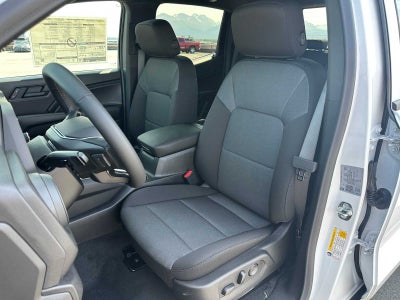 2025 Chevrolet Colorado WT/LT