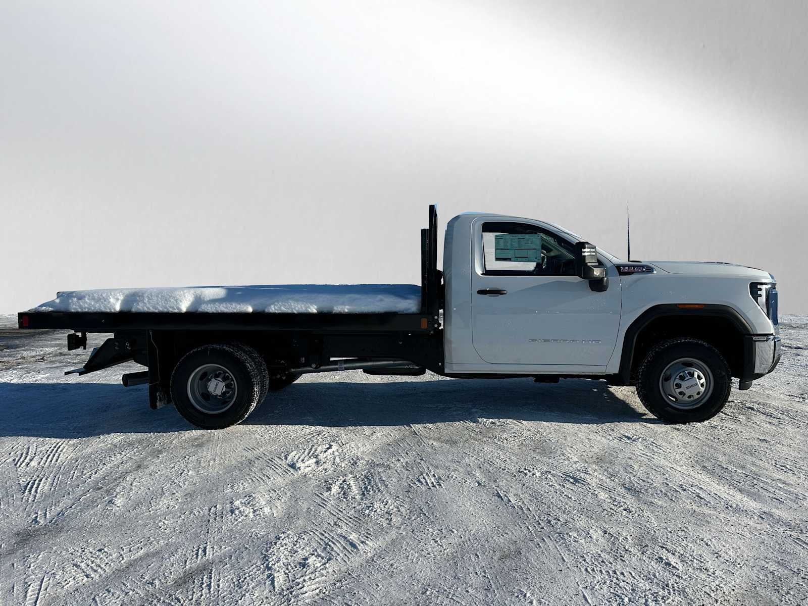 2026 GMC Sierra 3500 HD Chassis Cab Pro
