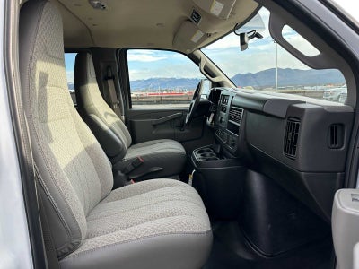 2025 GMC Savana Passenger 3500 LS