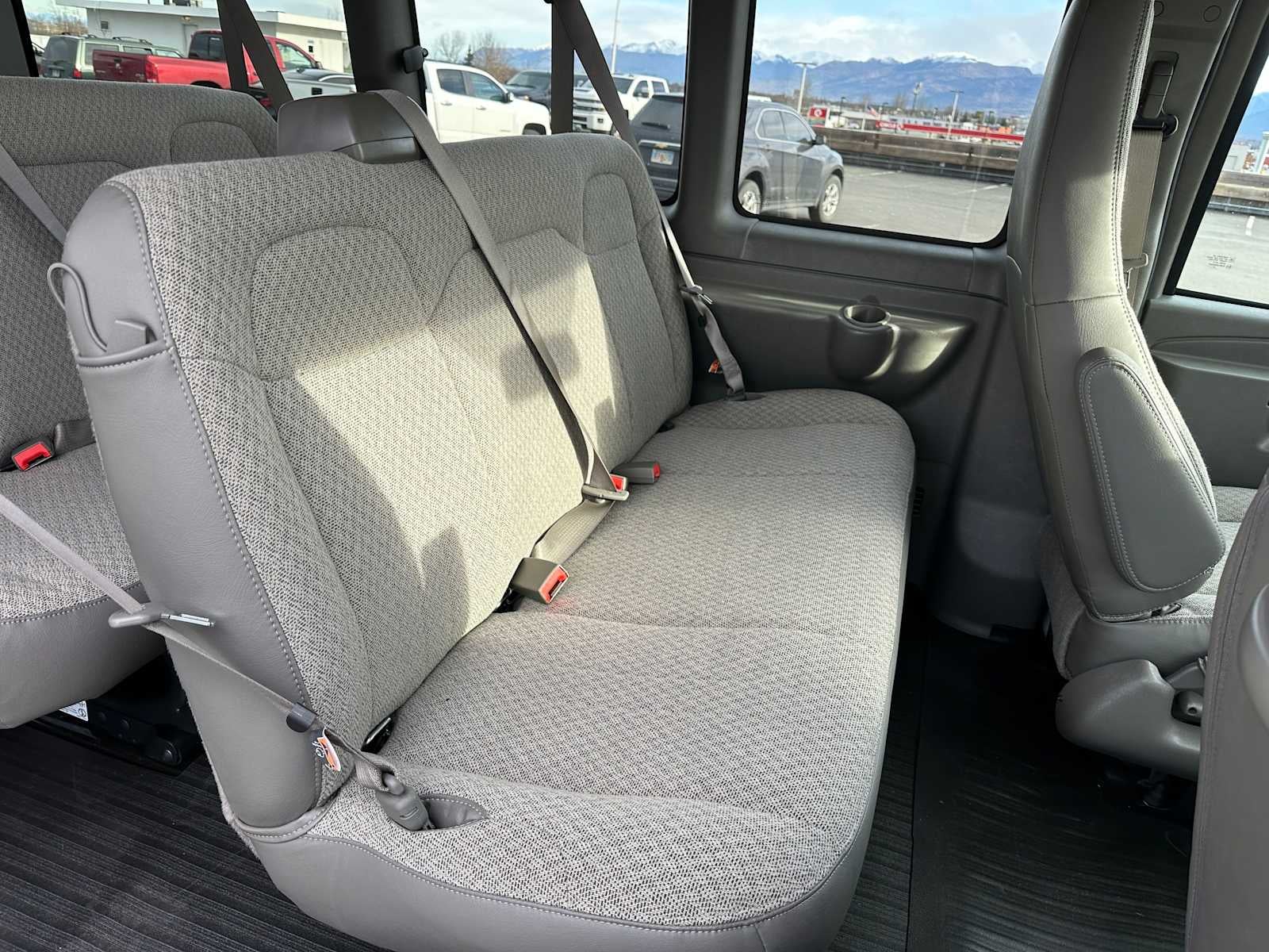2025 GMC Savana Passenger 3500 LS