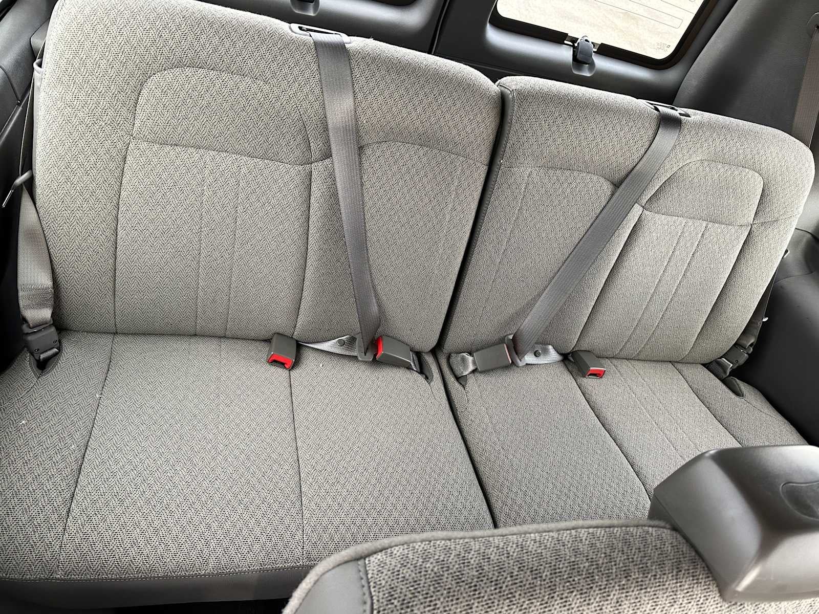 2025 GMC Savana Passenger 3500 LS