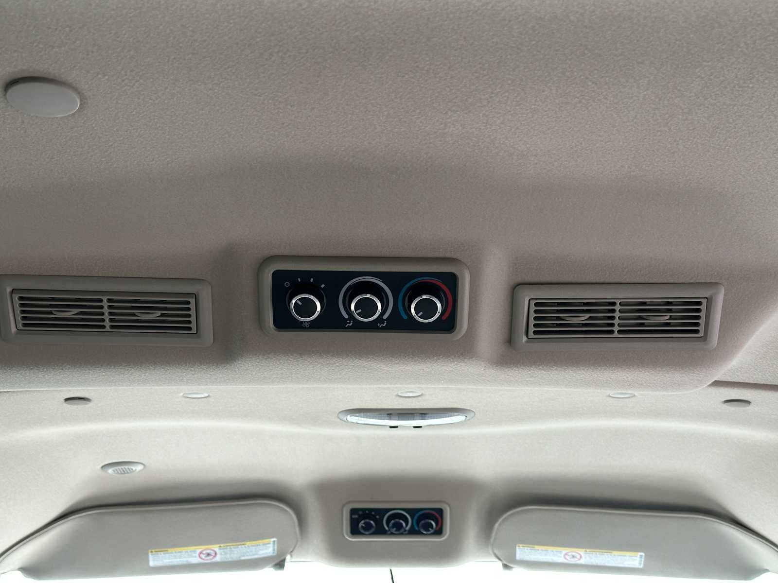 2025 GMC Savana Passenger 3500 LS