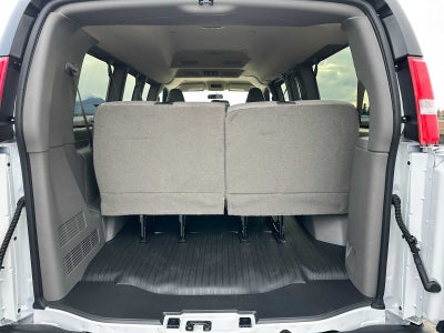 2025 GMC Savana Passenger 3500 LS