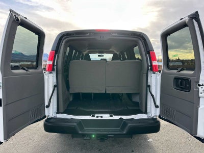 2025 GMC Savana Passenger 3500 LS