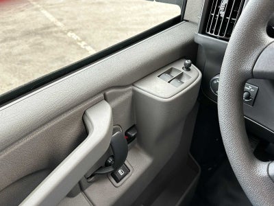 2025 GMC Savana Passenger 3500 LS