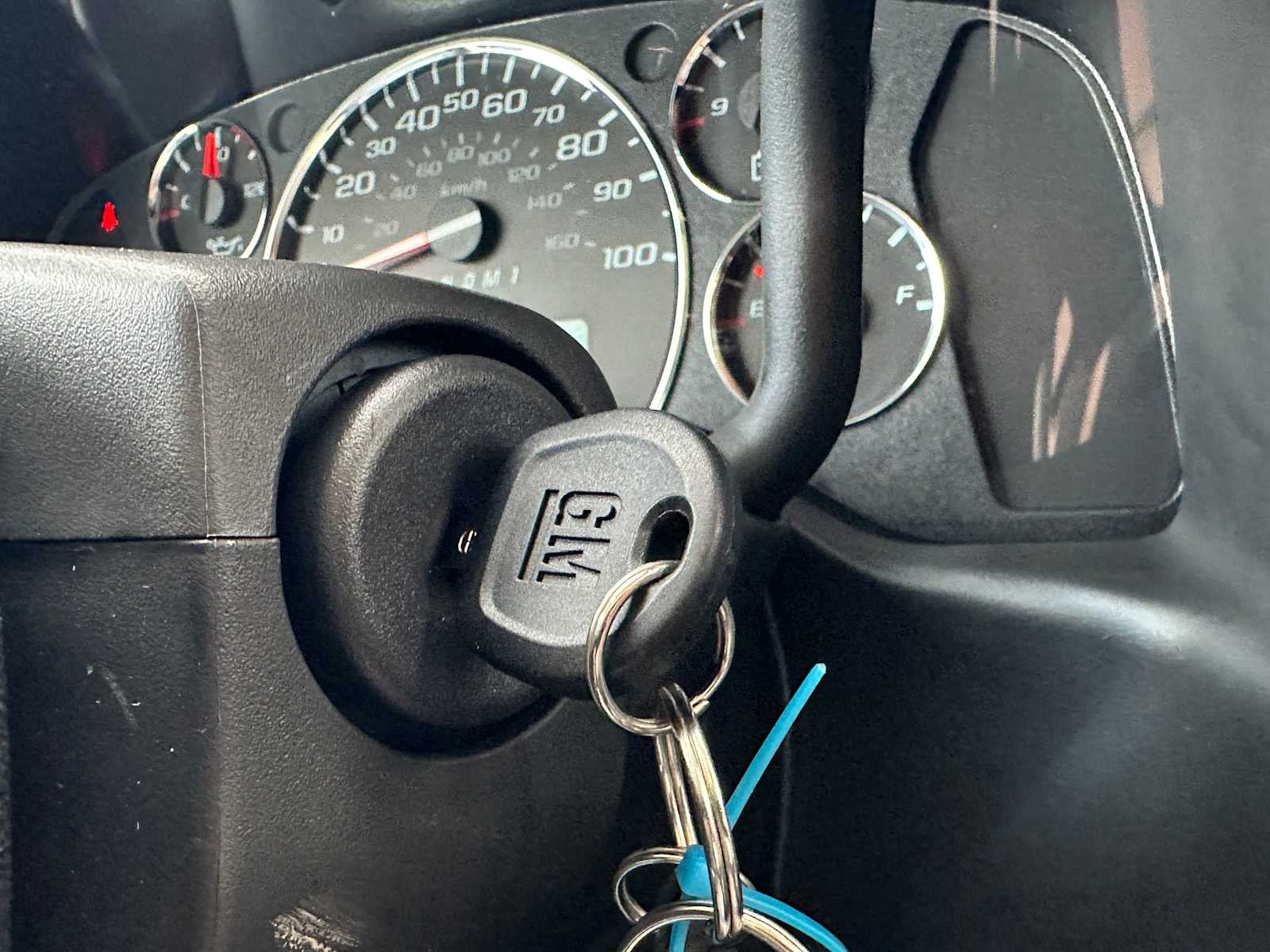 2025 GMC Savana Passenger 3500 LS