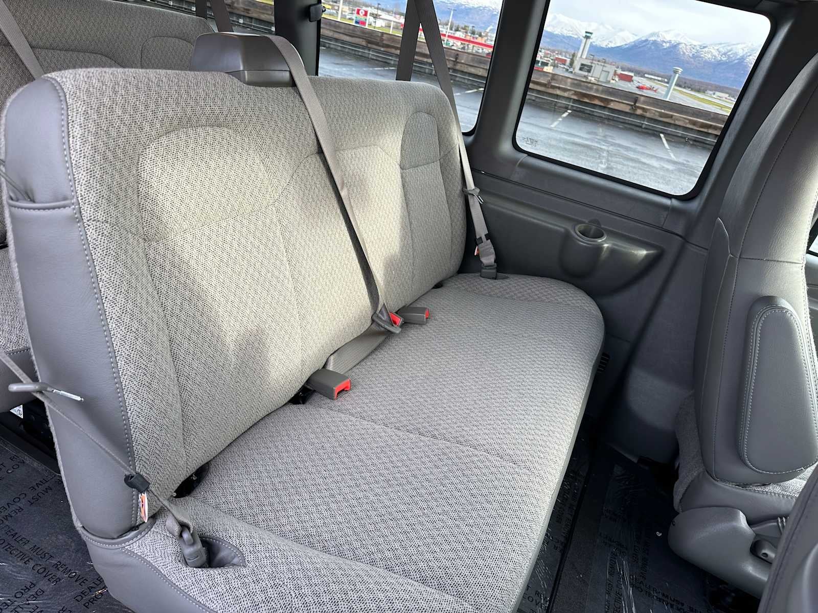 2025 GMC Savana Passenger 3500 LT