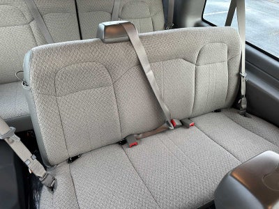 2025 GMC Savana Passenger 3500 LT