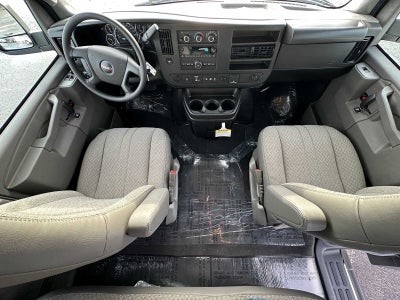 2025 GMC Savana Passenger 3500 LT