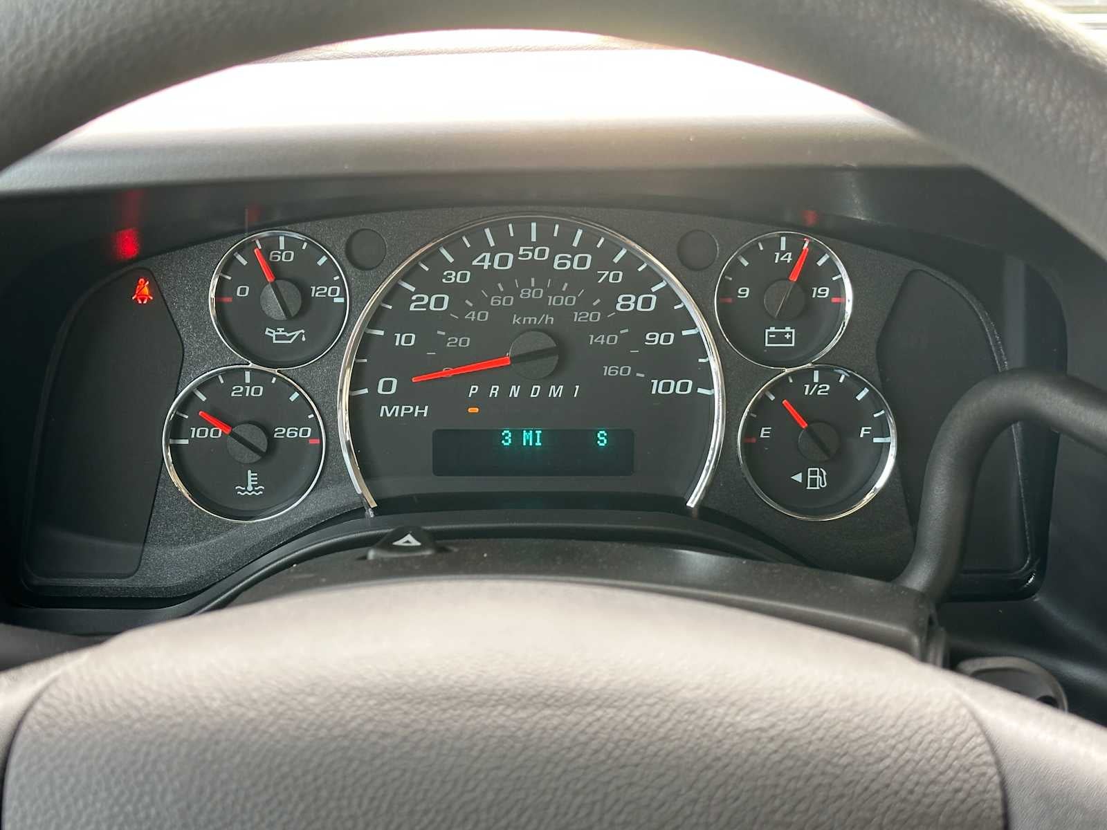 2025 GMC Savana Passenger 3500 LT