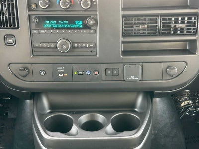 2025 GMC Savana Passenger 3500 LT