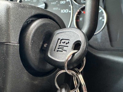 2025 GMC Savana Passenger 3500 LT