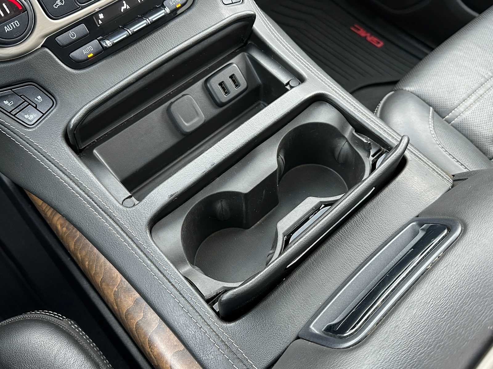 2020 GMC Yukon XL Denali