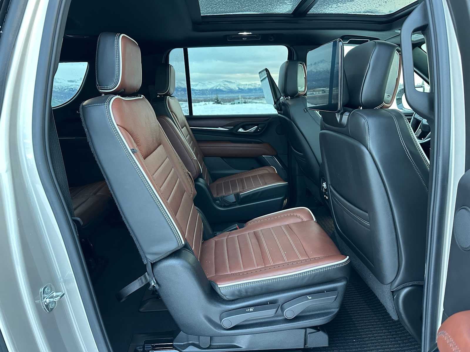 2024 GMC Yukon XL Denali Ultimate