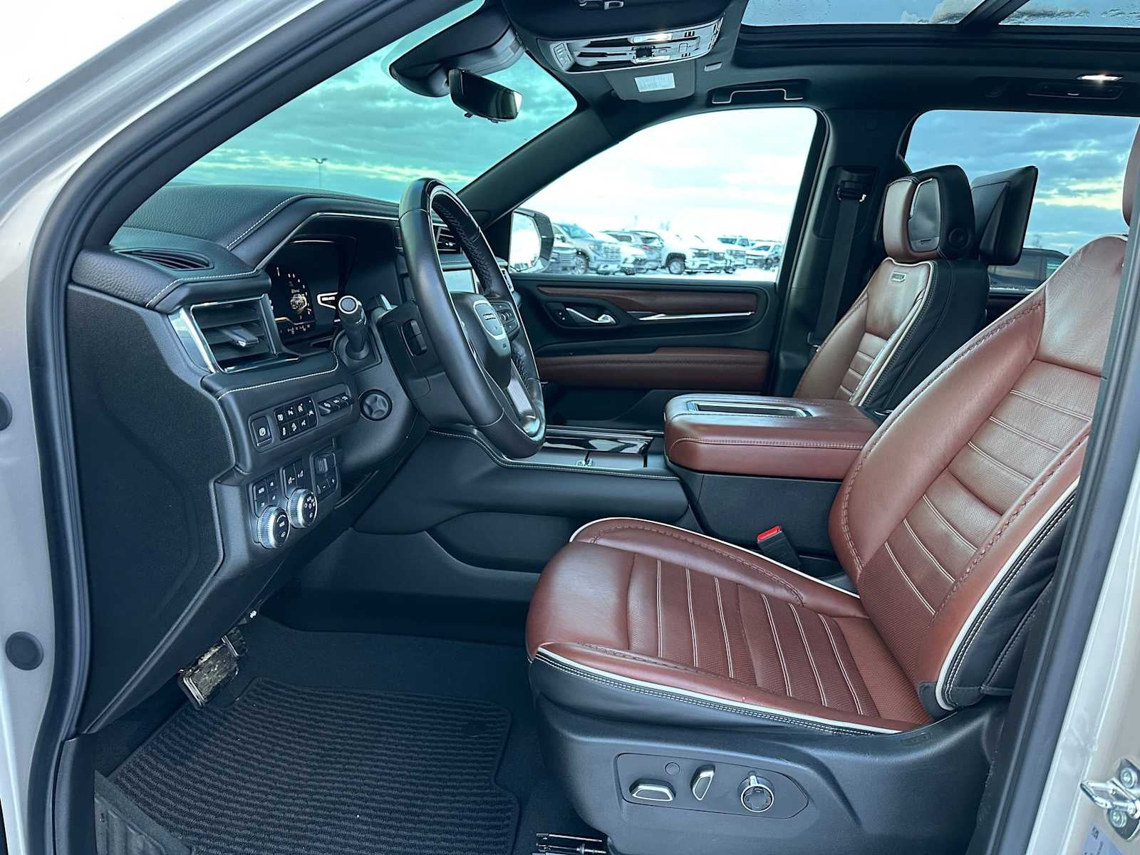 2024 GMC Yukon XL Denali Ultimate