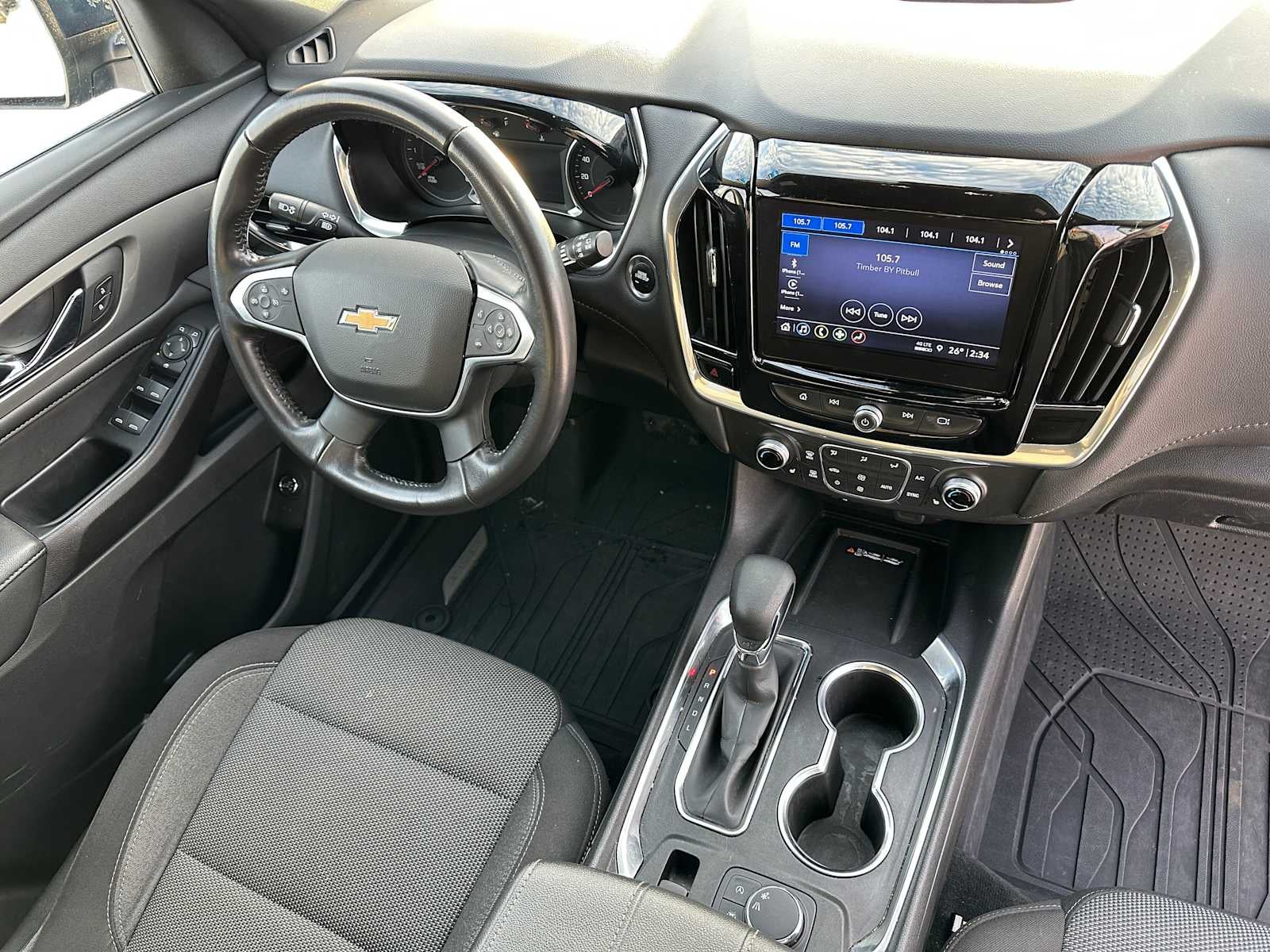 2022 Chevrolet Traverse LT Cloth
