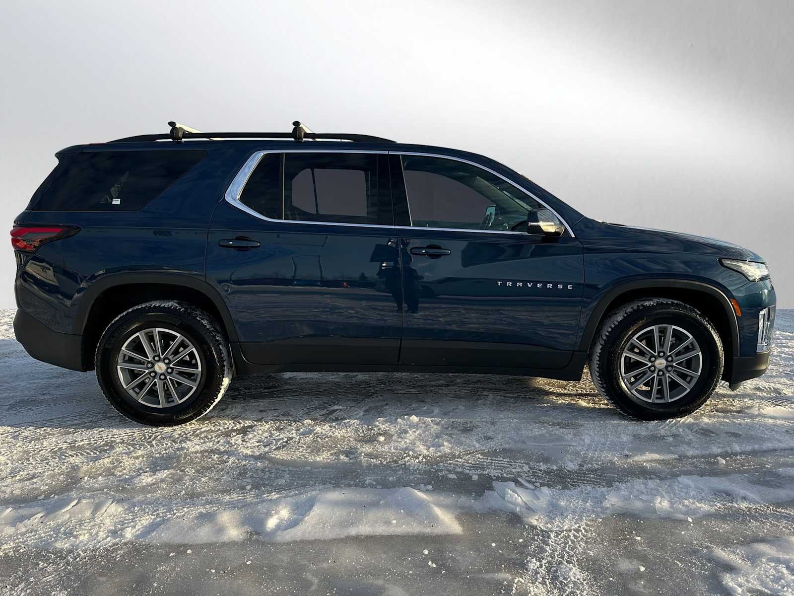 2022 Chevrolet Traverse LT Cloth