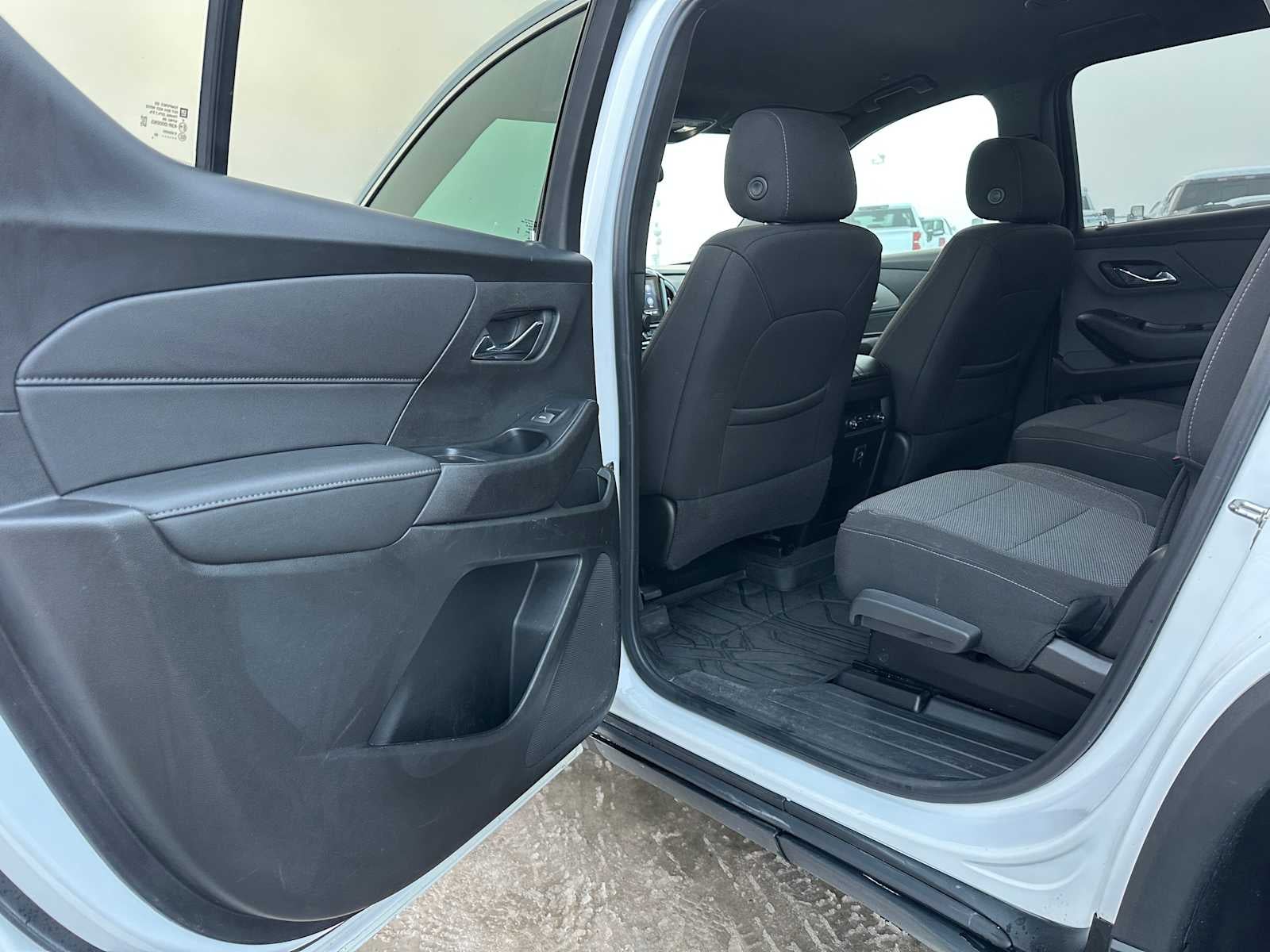 2022 Chevrolet Traverse LT Cloth