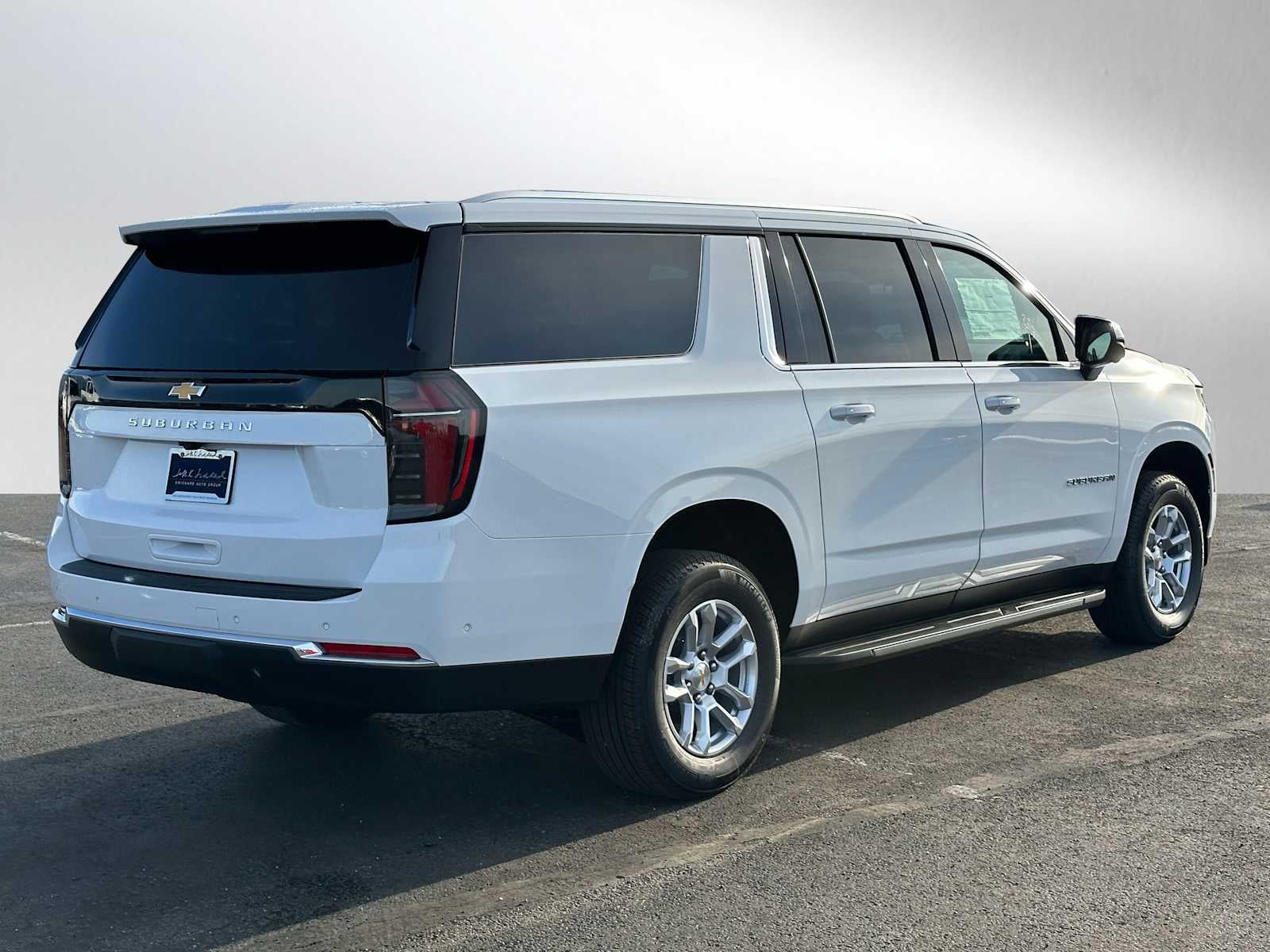 2026 Chevrolet Suburban LS