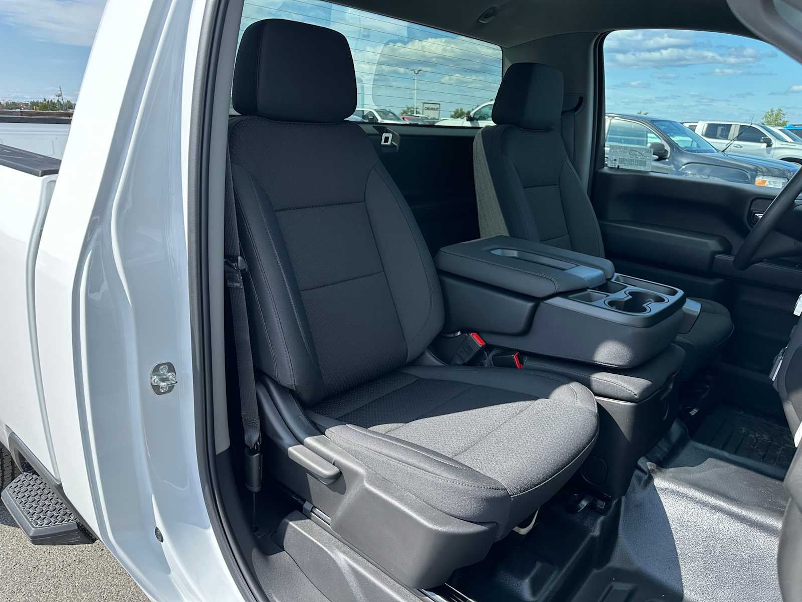 2025 GMC Sierra 2500 HD Pro