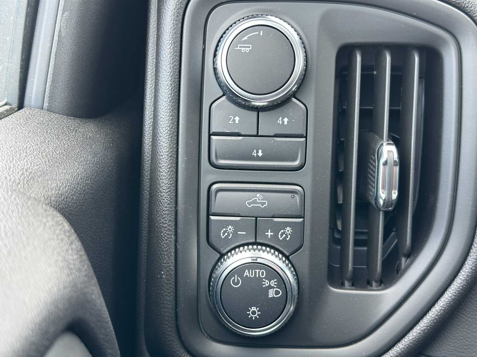 2025 GMC Sierra 2500 HD Pro