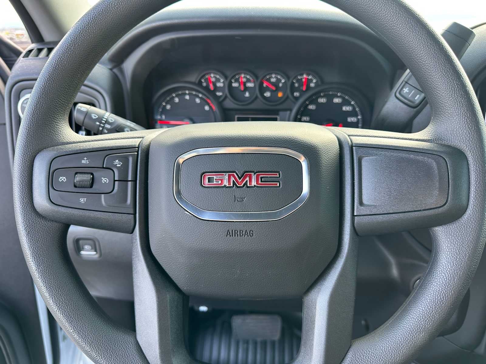 2025 GMC Sierra 2500 HD Pro