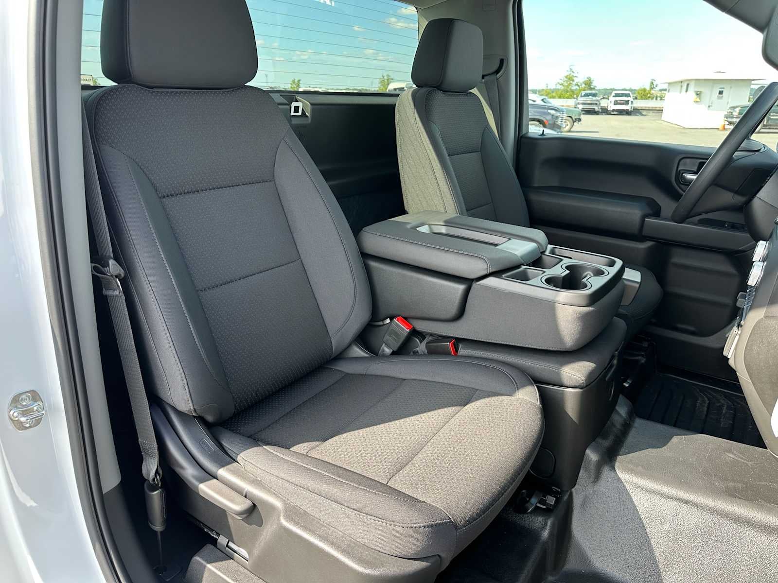 2025 GMC Sierra 2500 HD Pro