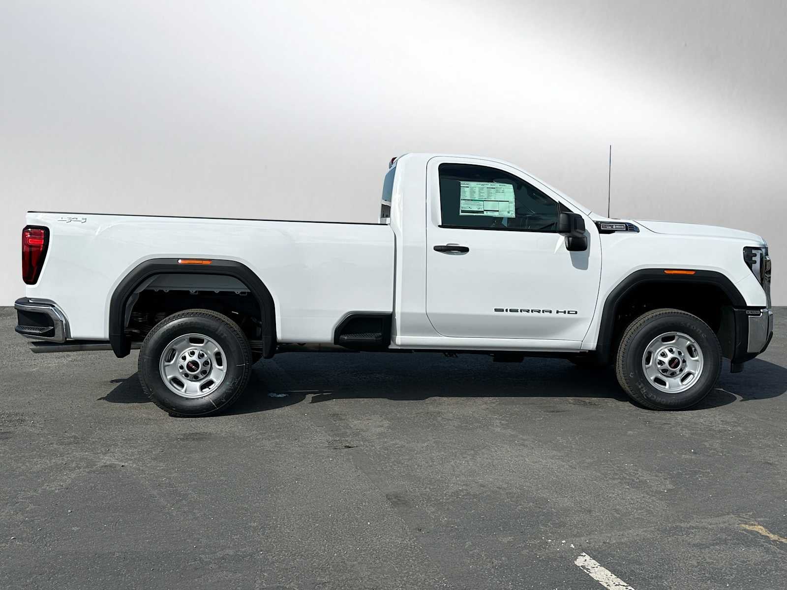 2025 GMC Sierra 2500 HD Pro