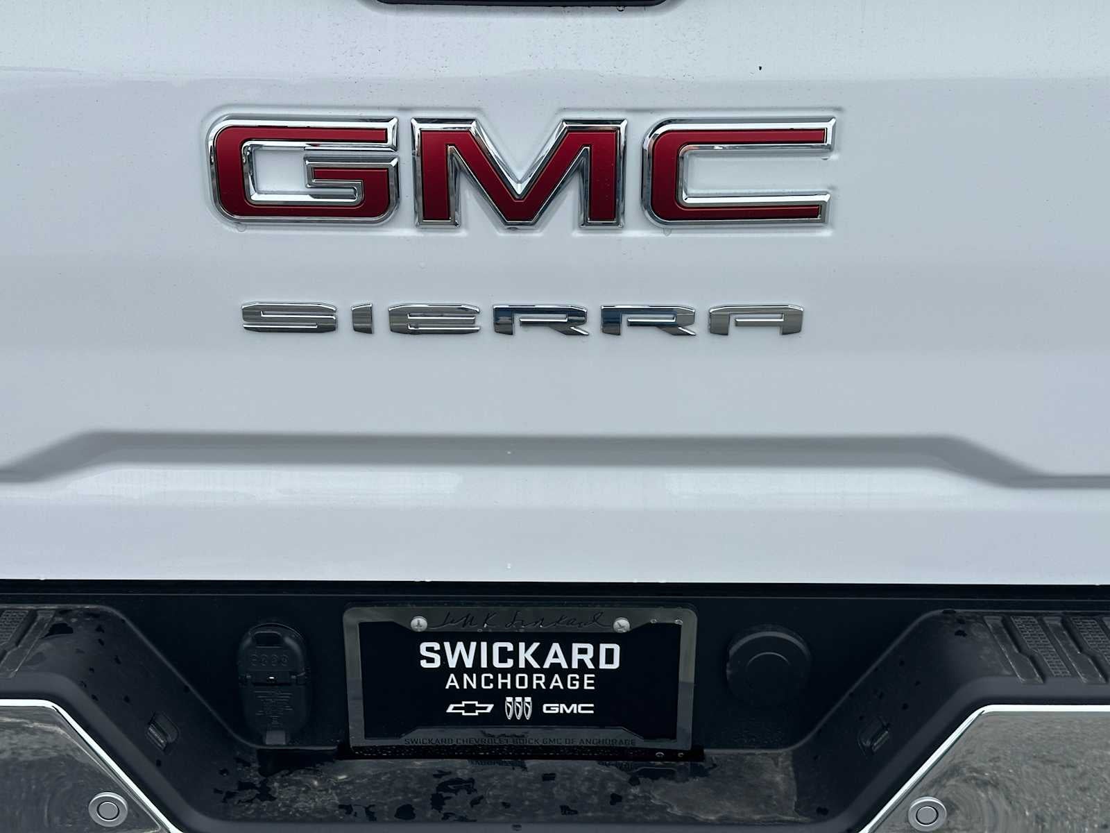 2025 GMC Sierra 2500 HD Pro