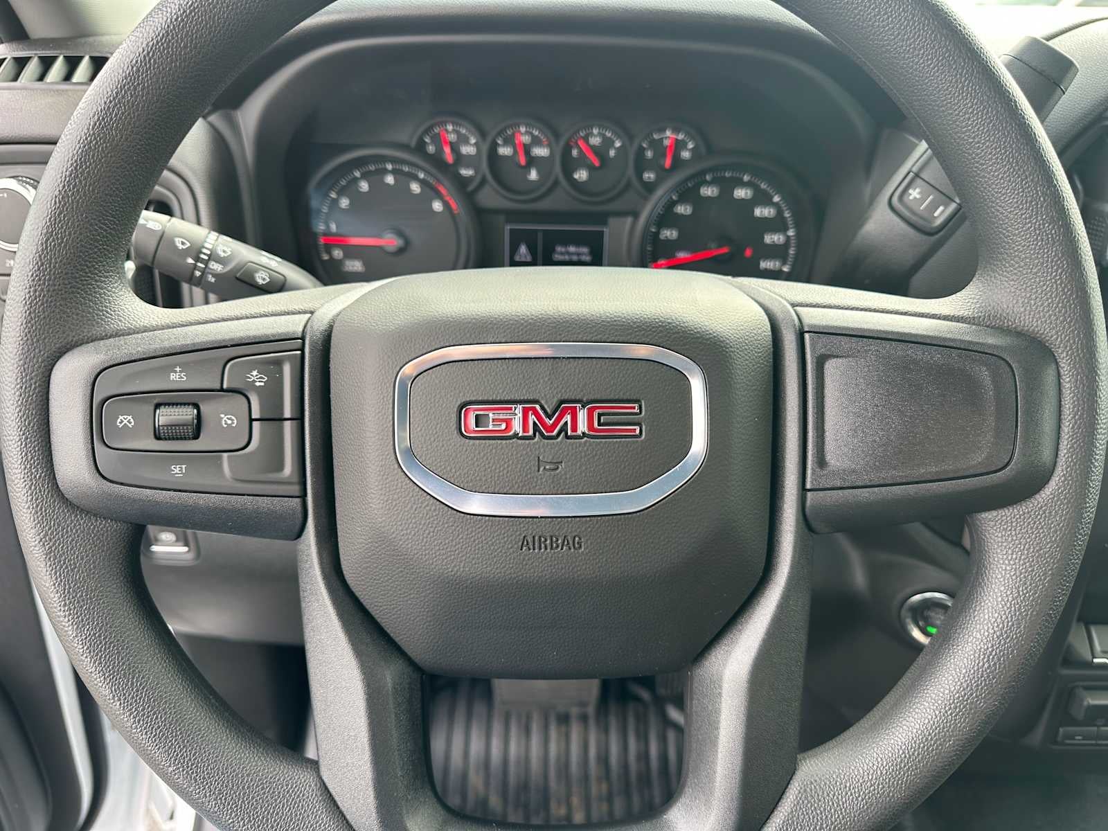 2025 GMC Sierra 2500 HD Pro