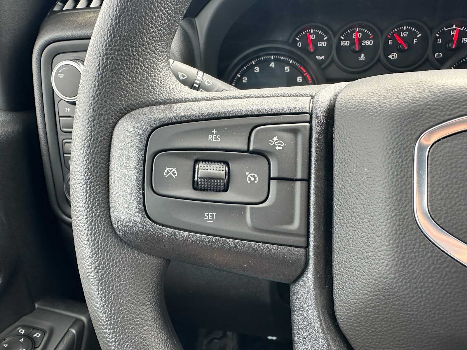 2025 GMC Sierra 2500 HD Pro