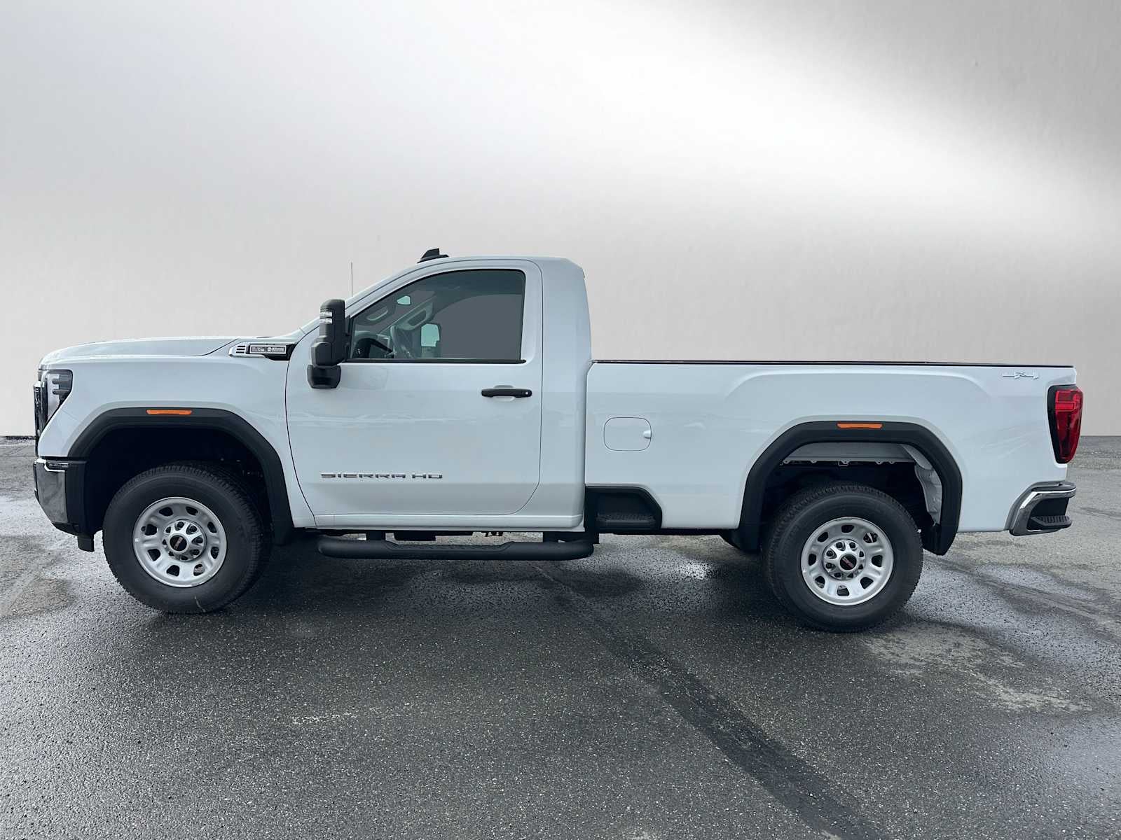 2025 GMC Sierra 2500 HD Pro
