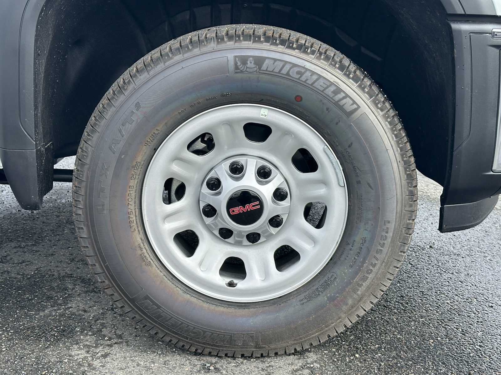 2025 GMC Sierra 2500 HD Pro