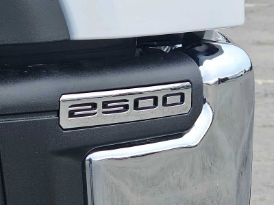 2025 GMC Sierra 2500 HD Pro