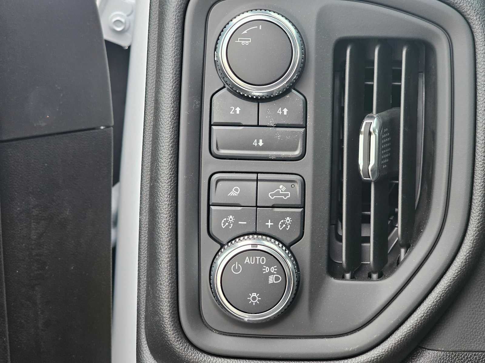 2025 GMC Sierra 2500 HD Pro