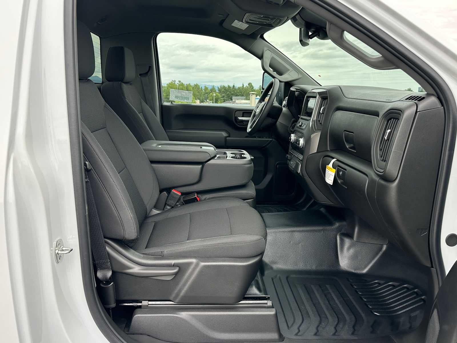 2025 GMC Sierra 3500 HD Pro