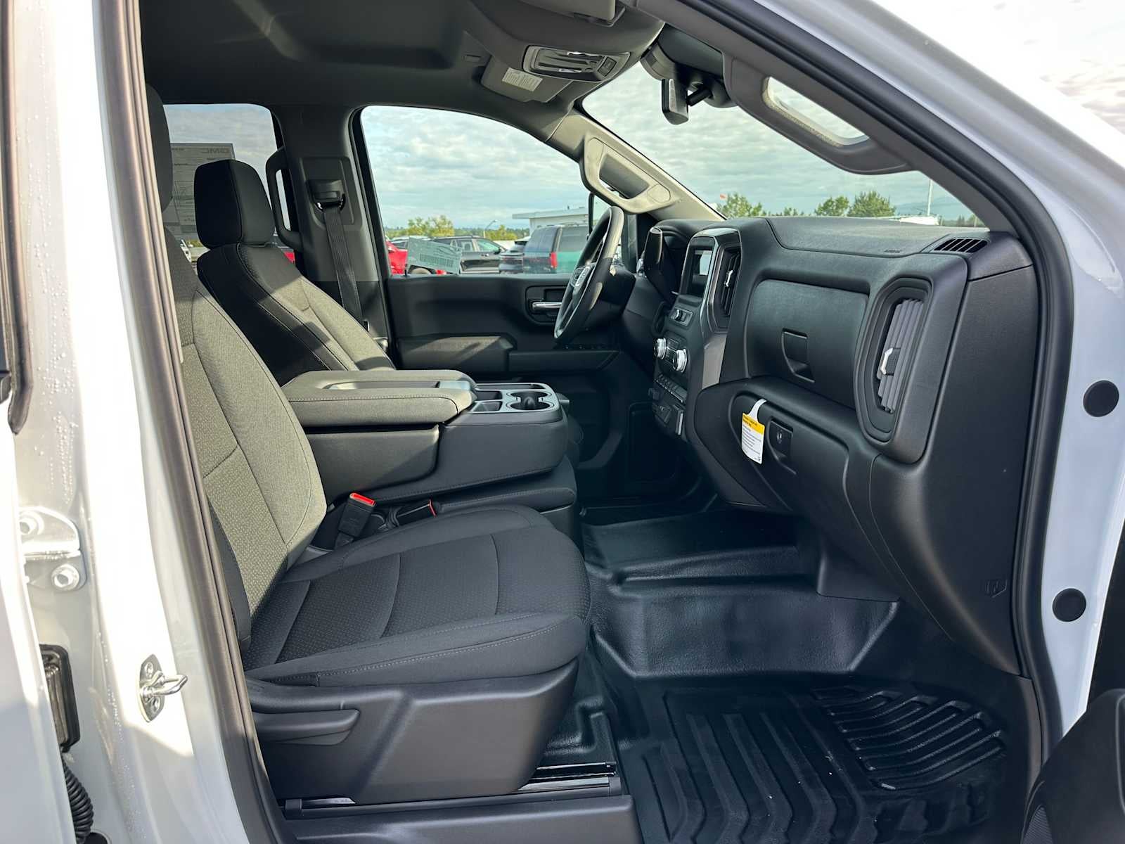 2025 GMC Sierra 2500 HD Pro