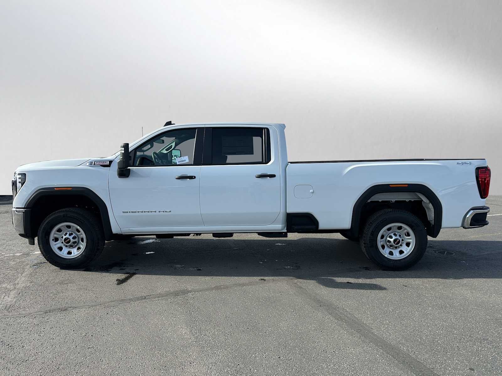 2025 GMC Sierra 2500 HD Pro