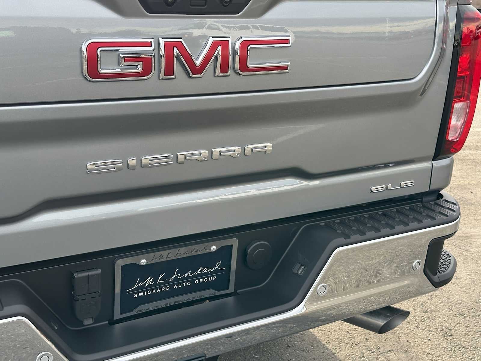 2026 GMC Sierra 2500 HD SLE