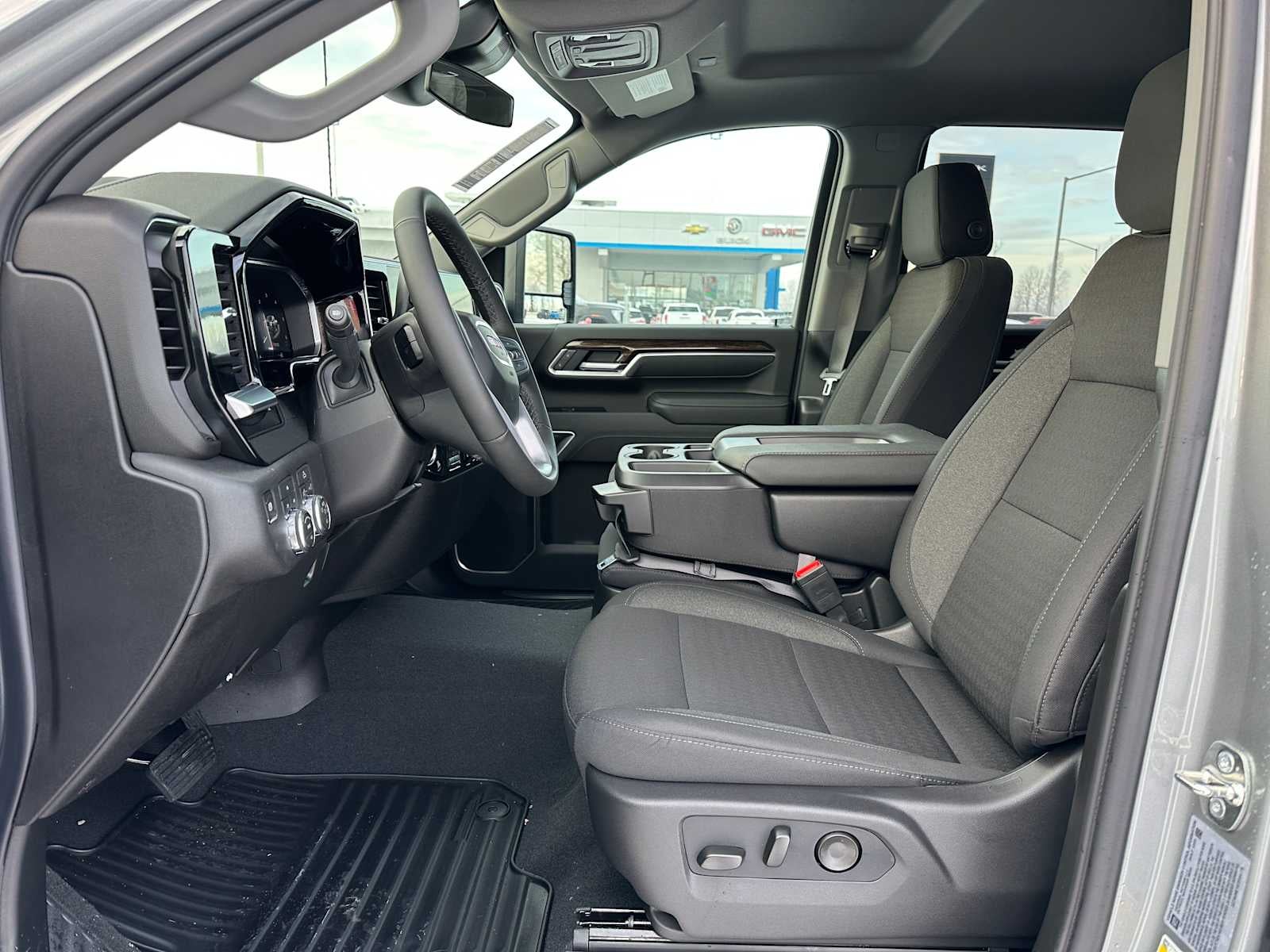 2026 GMC Sierra 2500 HD SLE